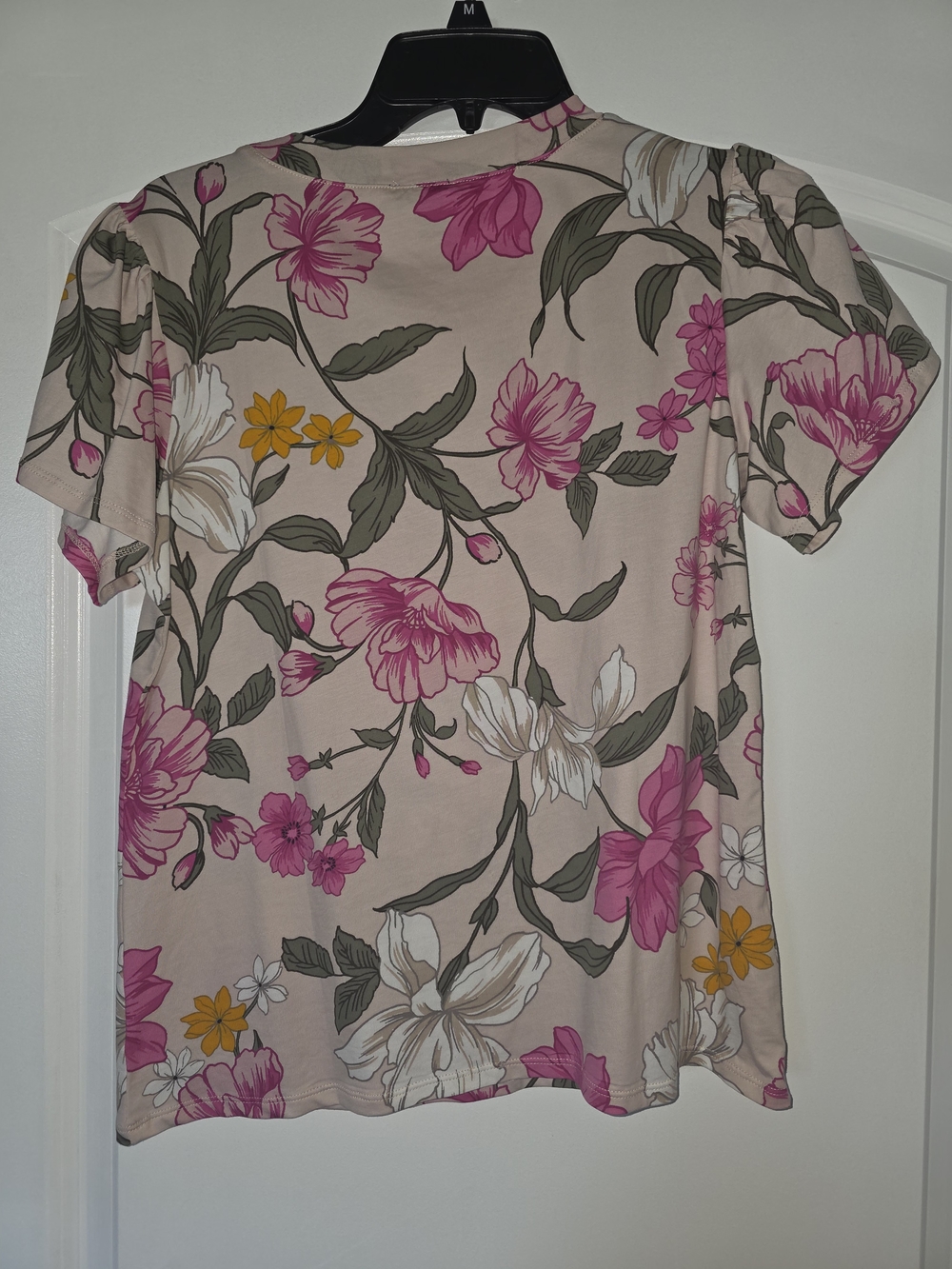 NWT Ann Taylor Pink Floral Puff-Sleeve Tee, Size M - Picture 3 of 3